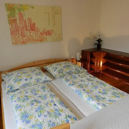 Stoi Budget Hotel