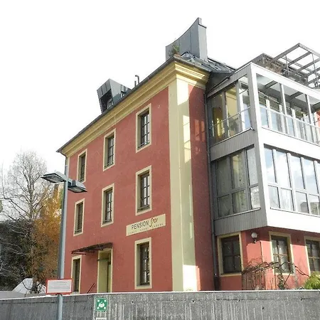 Stoi Budget Hotel 2*